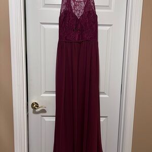 Elegant Lace Burgundy Maxi Dress